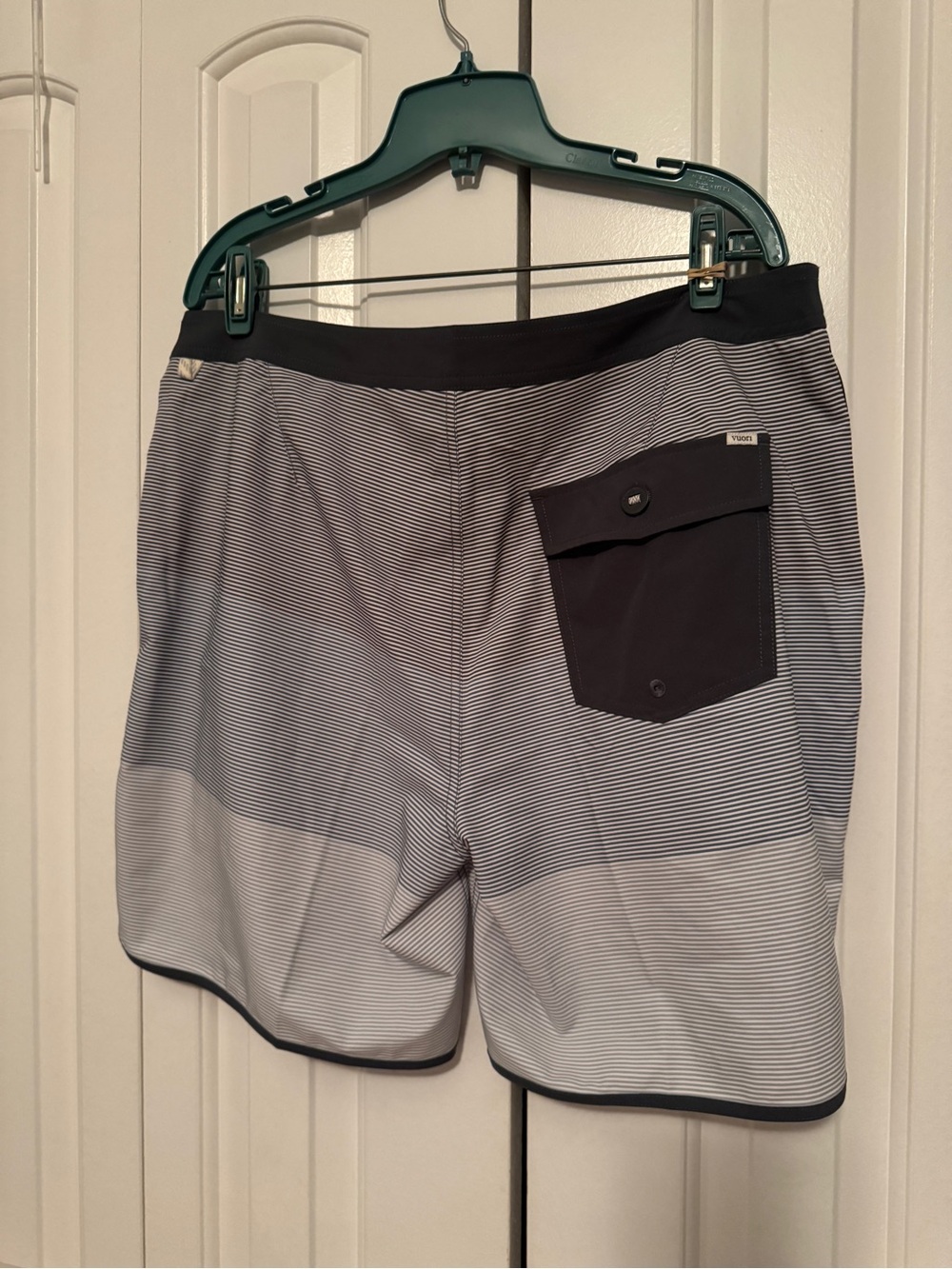 Vuori Mens cruise board short size 34 - Picture 3 of 6
